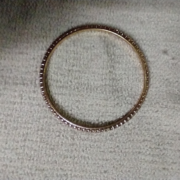 Goldtone crystal 🔮 bangle bracelet - Picture 4 of 4